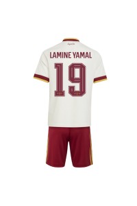 Espanja Lamine Yamal #19 Jalkapallovaatteet Lasten Vieraspeliasu MM-kisat 2026 Lyhythihainen (+ Lyhyet housut)